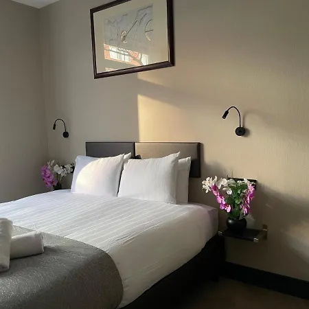 Hotel H3 Center 2*