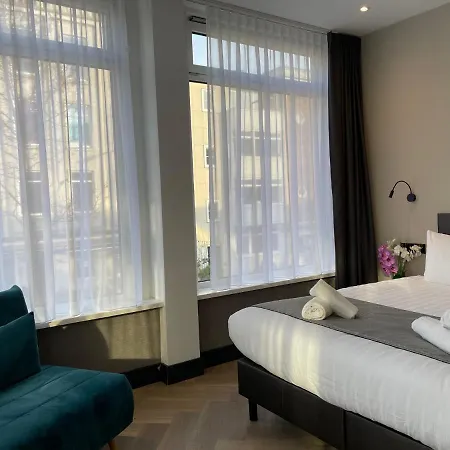 Hotel H3 Center 2*